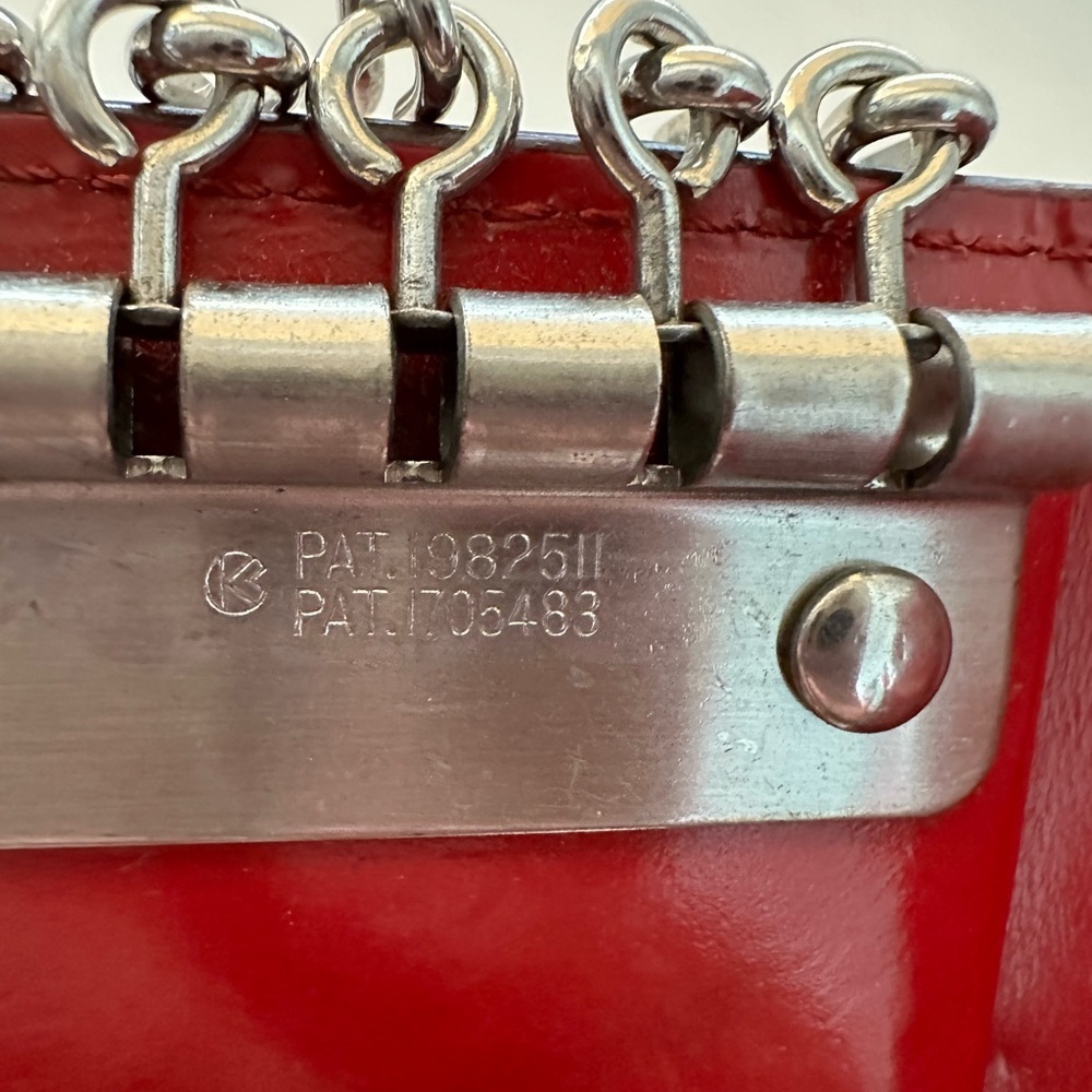 BURBERRY Designer Red Patend 5 Key Chain Holder Authentic - Picture 4 of 9